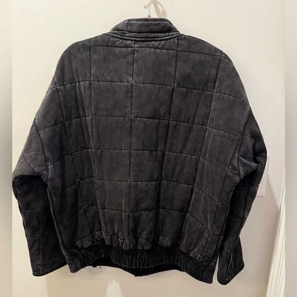 Women’s Quilted Oversized Jacket (faded black) - Picture 3 of 3
